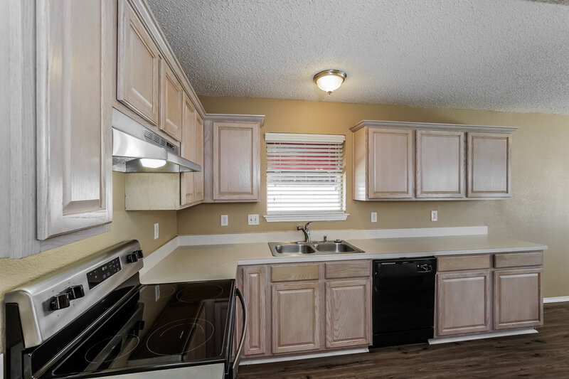 1,955/Mo, 4008 Cypress Gardens Dr Fort Worth, TX 76123 Kitchen View 3
