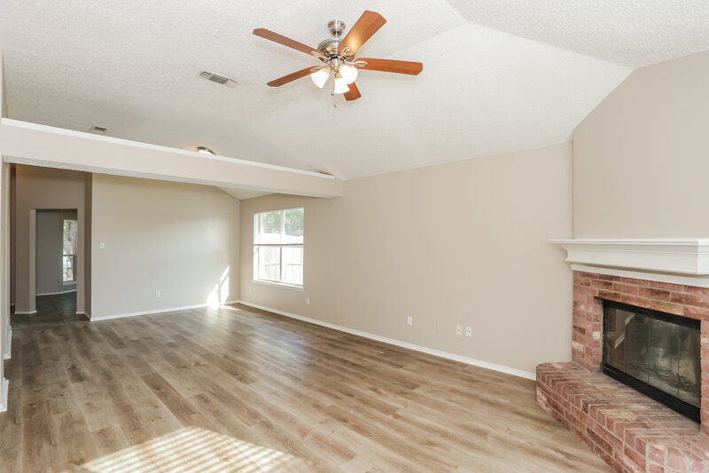 1,700/Mo, 4163 Cypress Gardens Ct Fort Worth, TX 76123 Living Room View 2