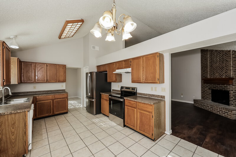 2,100/Mo, 3309 Creekwood Ln Fort Worth, TX 76123 Breakfast Nook View 2