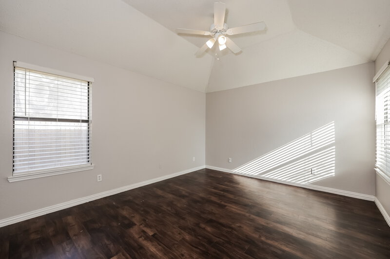 2,100/Mo, 3309 Creekwood Ln Fort Worth, TX 76123 Main Bedroom View