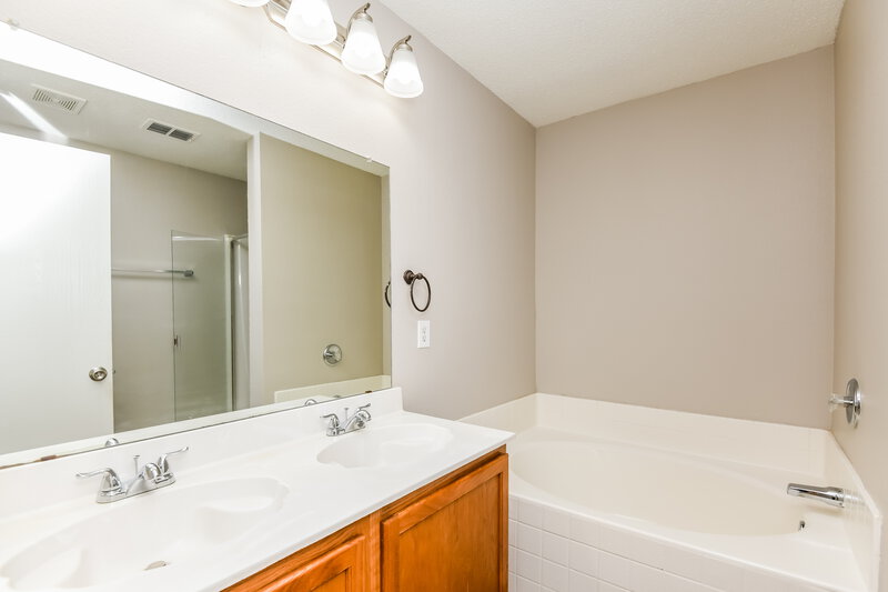 2,570/Mo, 4329 Meadowknoll Dr Fort Worth, TX 76123 Misc View 12