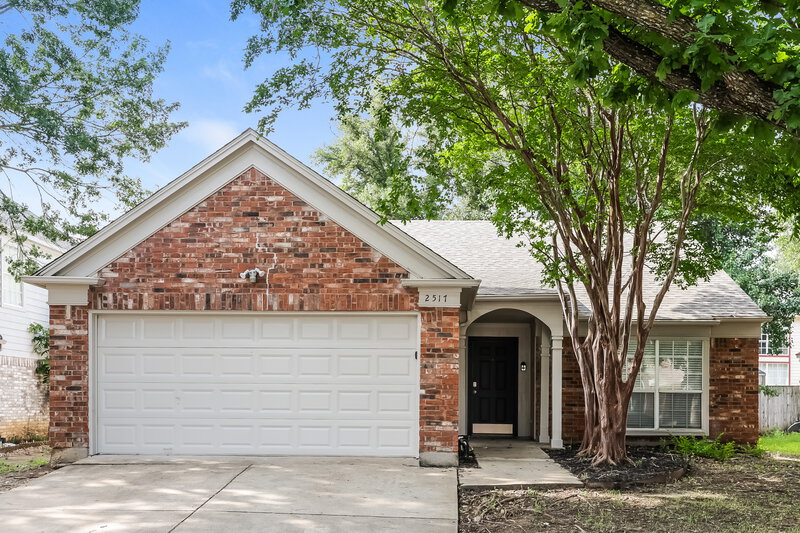 1,950/Mo, 2517 Country Creek Ln Fort Worth, TX 76123 External View
