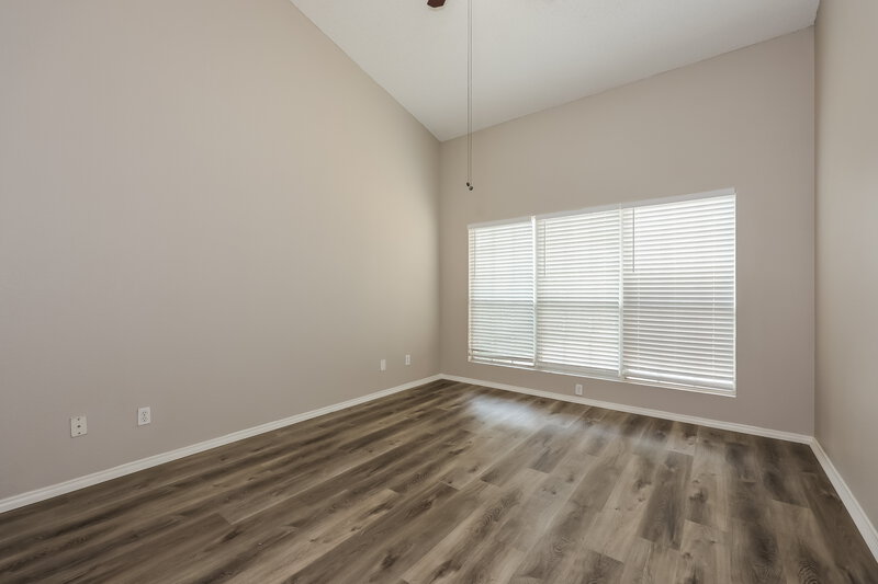 1,950/Mo, 2517 Country Creek Ln Fort Worth, TX 76123 Main Bedroom View