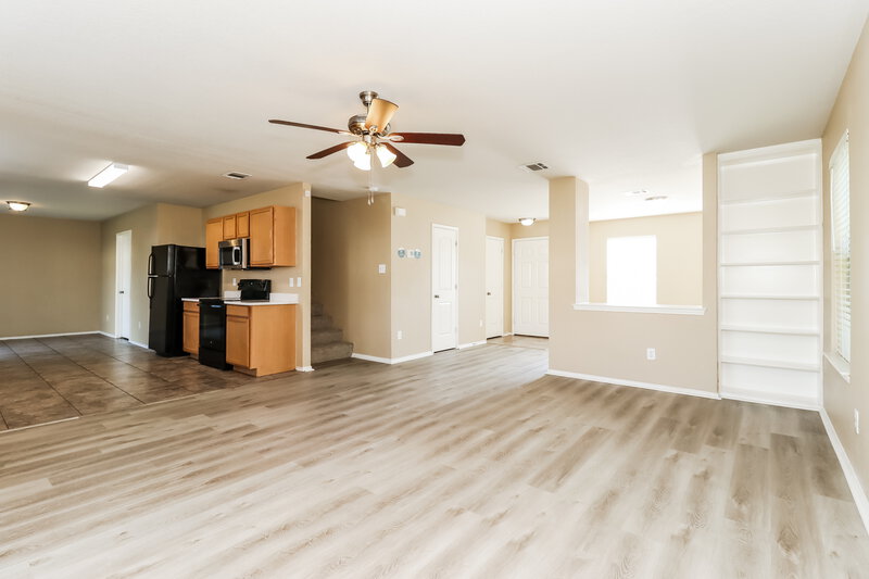 2,619/Mo, 9224 St Martin Rd Fort Worth, TX 76123 Living Room View 2