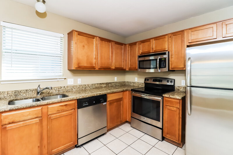 2,025/Mo, 7549 Diamond Springs Trail Fort Worth, TX 76123 Kitchen View