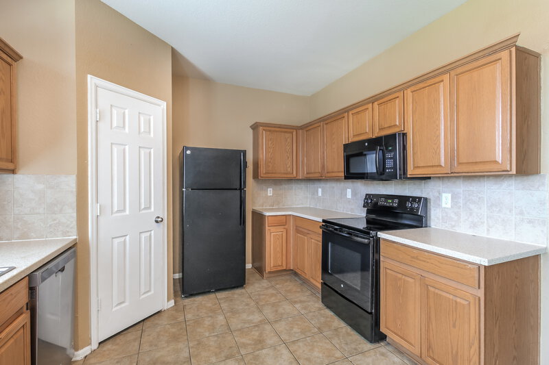 2,615/Mo, 3029 Gettysburg Ln Fort Worth, TX 76123 Kitchen View 3
