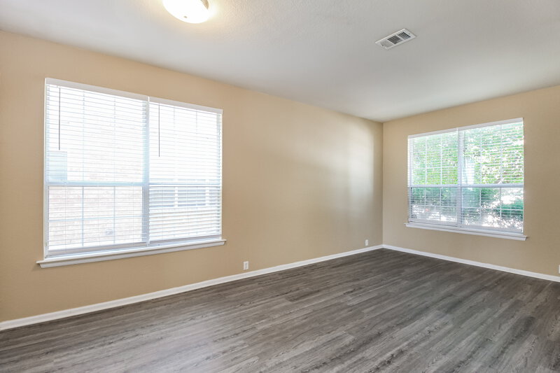 2,615/Mo, 3029 Gettysburg Ln Fort Worth, TX 76123 Family Room View 2