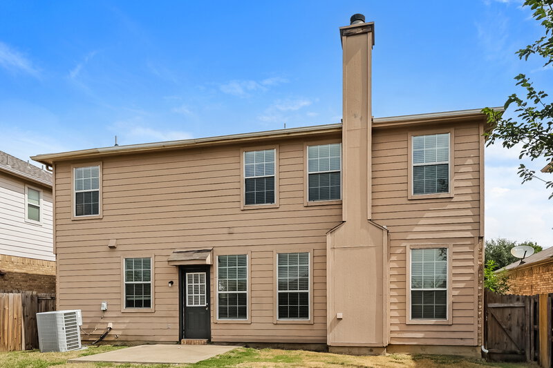 2,225/Mo, 3029 Gettysburg Ln Fort Worth, TX 76123 Rear View