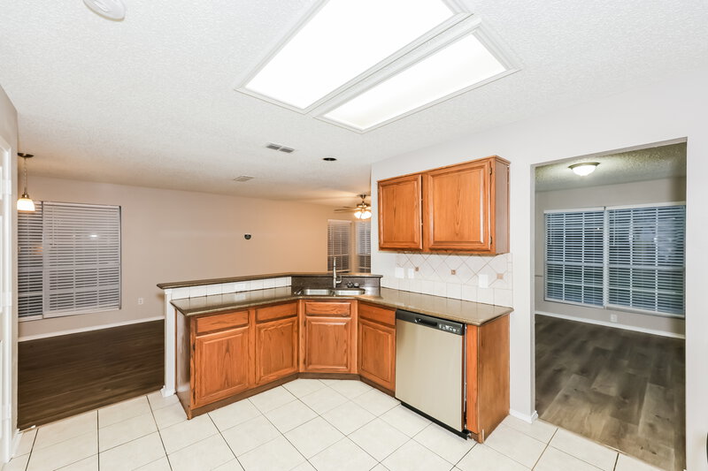 2,495/Mo, 8204 Marie Ln Fort Worth, TX 76123 Kitchen View