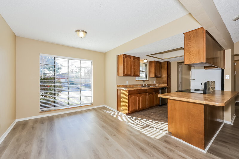 1,775/Mo, 1825 Prince Dr Benbrook, TX 76126 Dining Room View