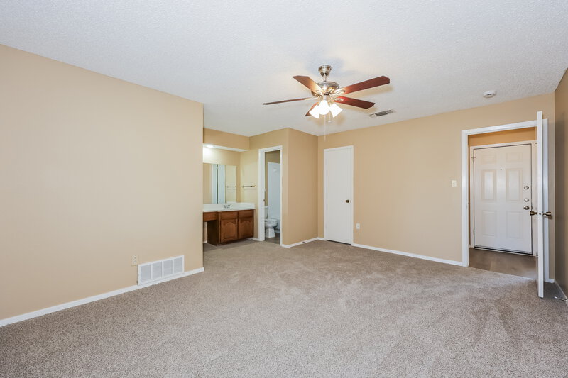 1,775/Mo, 1825 Prince Dr Benbrook, TX 76126 Main Bedroom View