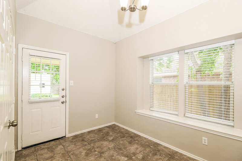 2,325/Mo, 1753 Overland St Fort Worth, TX 76131 Breakfast Nook View