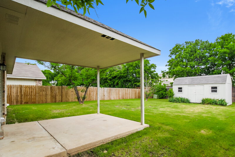 3,130/Mo, 1753 Overland St Fort Worth, TX 76131 Rear View 3