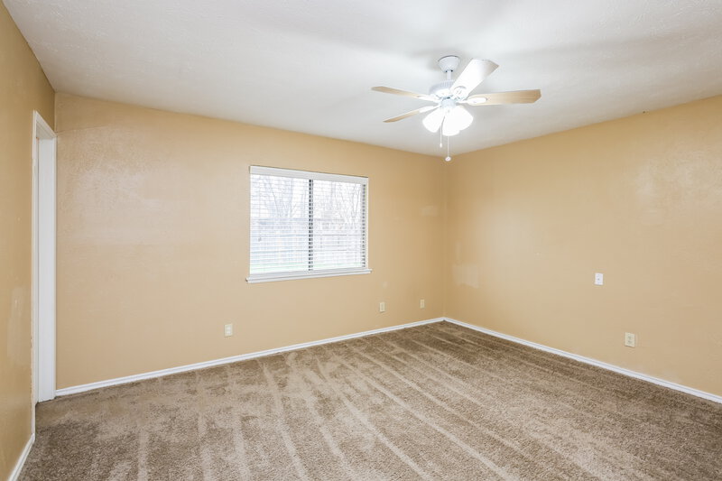 2,420/Mo, 2255 Goldleaf Ct Fort Worth, TX 76131 Master Bedroom View