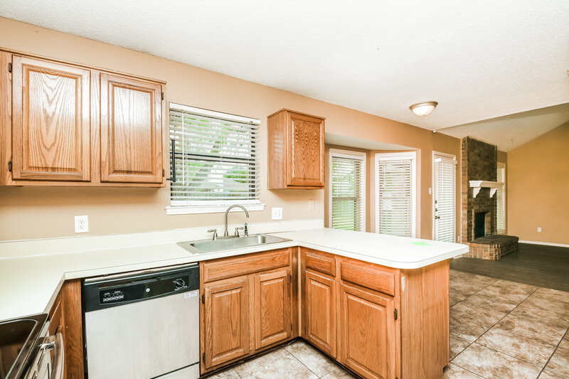 2,190/Mo, 829 Minuteman Dr Blue Mound, TX 76131 Misc View 6