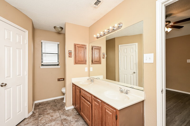 1,755/Mo, 829 Minuteman Dr Blue Mound, TX 76131 Misc View 12