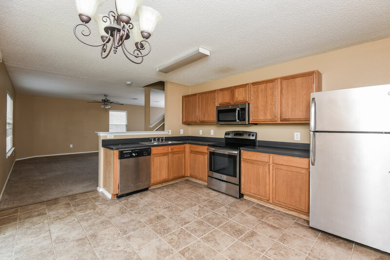 2,350/Mo, 949 Canary Dr Saginaw, TX 76131 Kitchen View