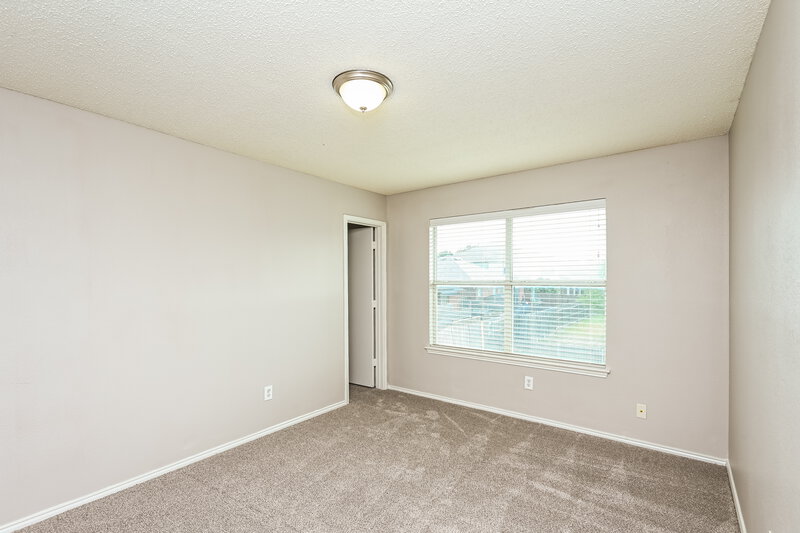 1,945/Mo, 949 Canary Dr Saginaw, TX 76131 Bedroom View 2