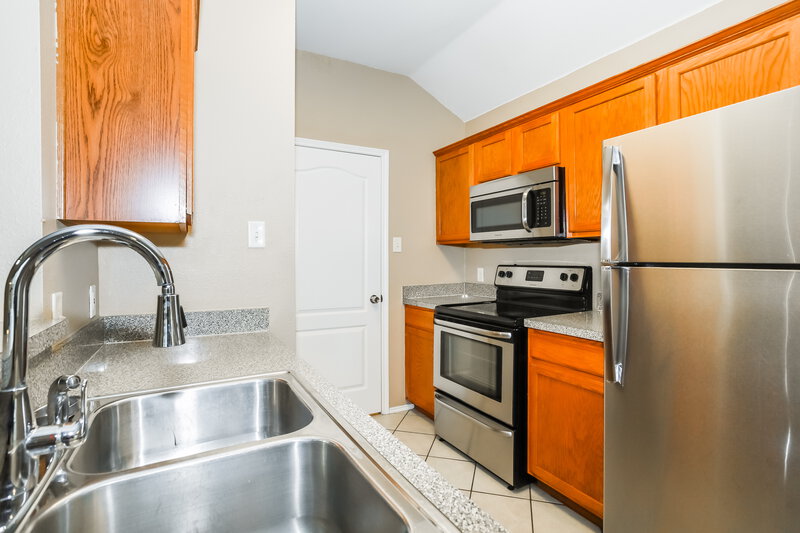 1,920/Mo, 10461 Fossil Hill Dr Fort Worth, TX 76131 Misc View 7