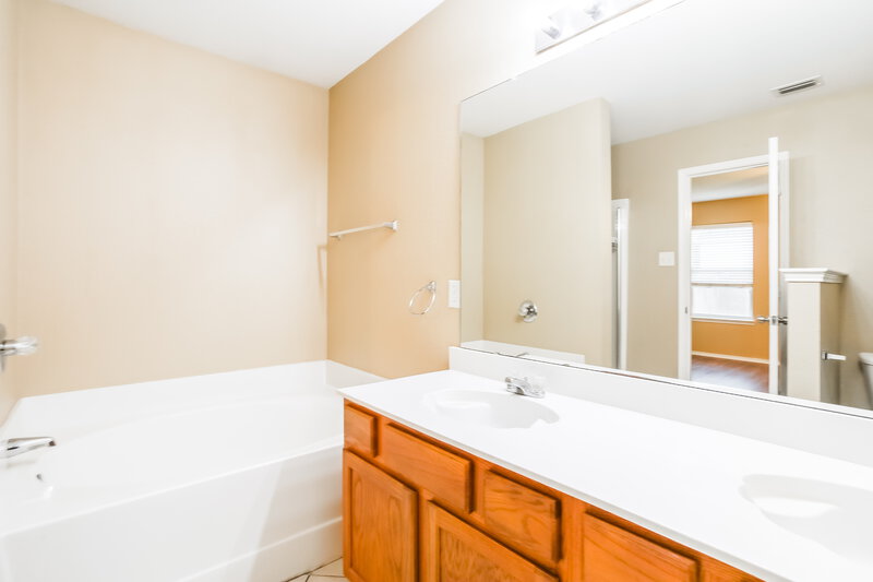 1,920/Mo, 10461 Fossil Hill Dr Fort Worth, TX 76131 Misc View 11