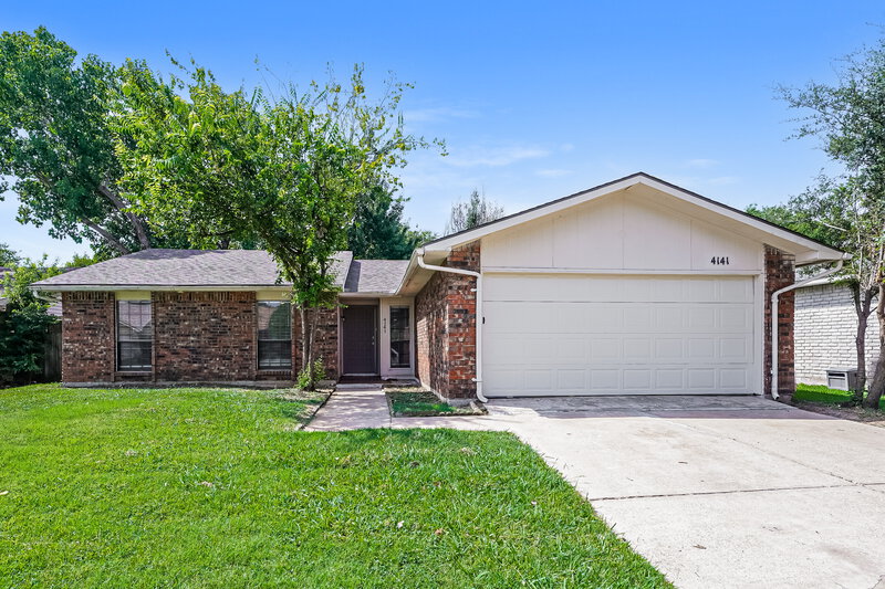 2,265/Mo, 4141 Yellowleaf Dr Fort Worth, TX 76133 External View