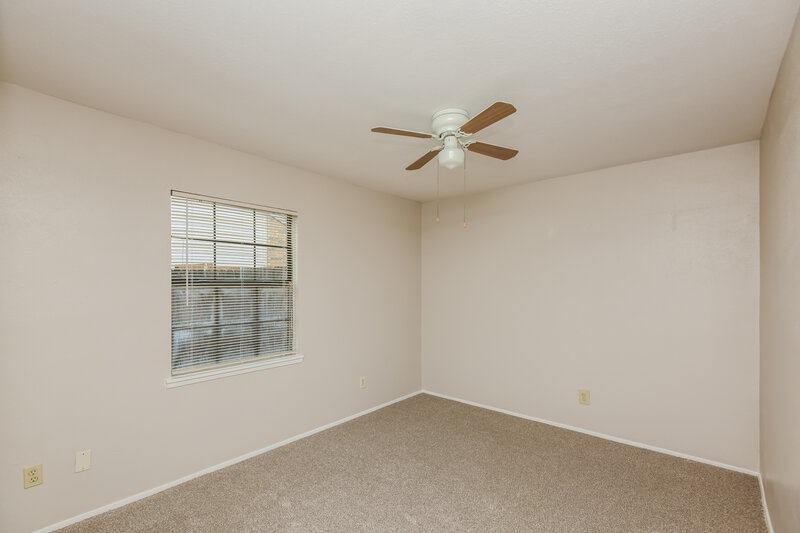 1,965/Mo, 3913 Horizon Pl Fort Worth, TX 76133 Bedroom View 2