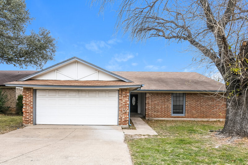 1,755/Mo, 2854 Southpark Ln Fort Worth, TX 76133 External View
