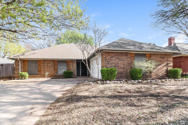 2,055/Mo, 4900 Barberry Dr Fort Worth, TX 76133 External View