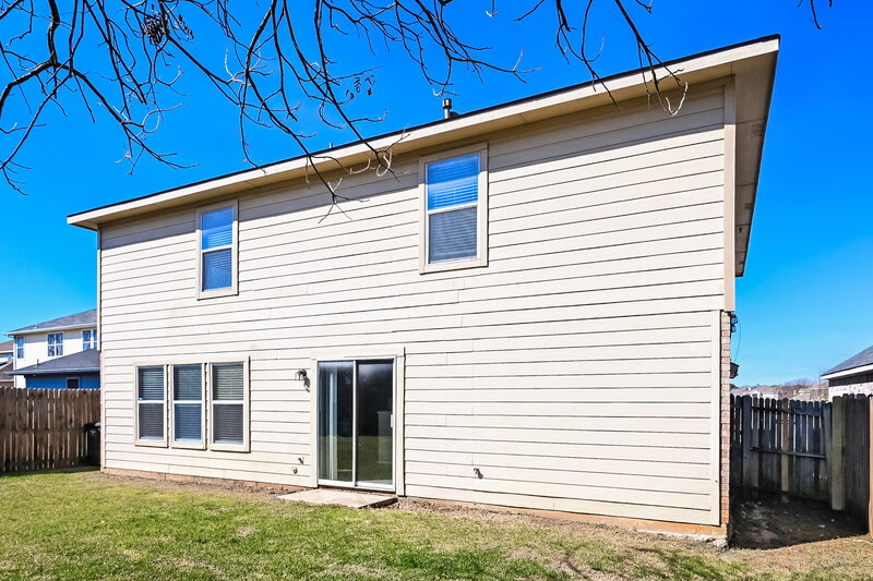 2,200/Mo, 4649 Sea Ridge Dr Fort Worth, TX 76133 Rear View