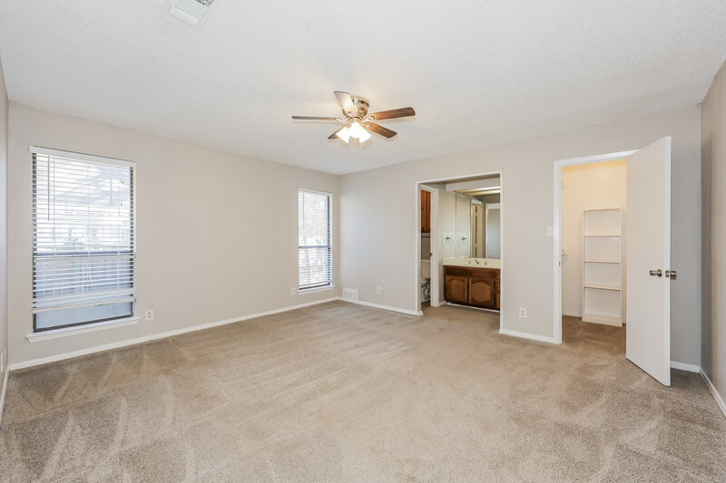 1,770/Mo, 3621 Willowbrook Dr Fort Worth, TX 76133 Main Bedroom View