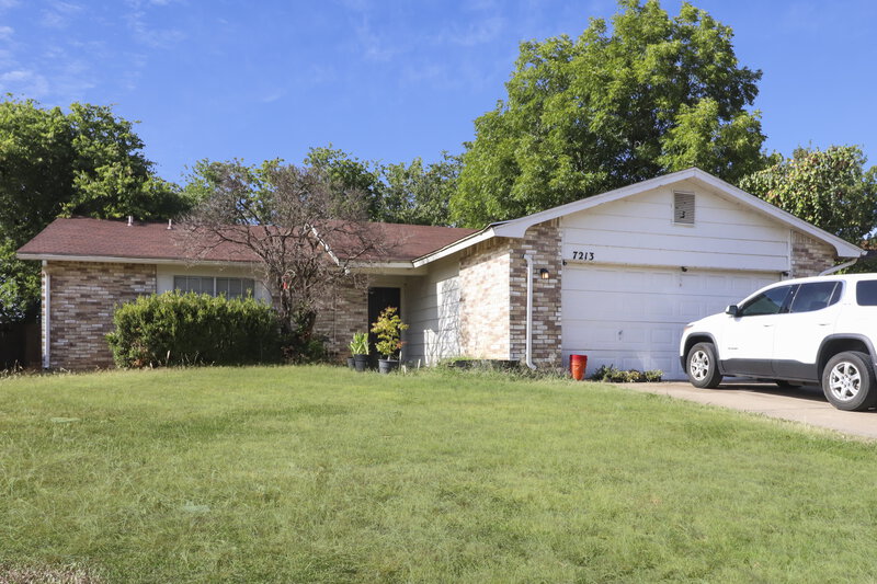 2,410/Mo, 7213 Southridge Trail Fort Worth, TX 76133 External View