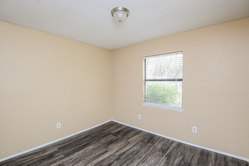 2,170/Mo, 7609 Xavier Dr Fort Worth, TX 76133 Bedroom View 2