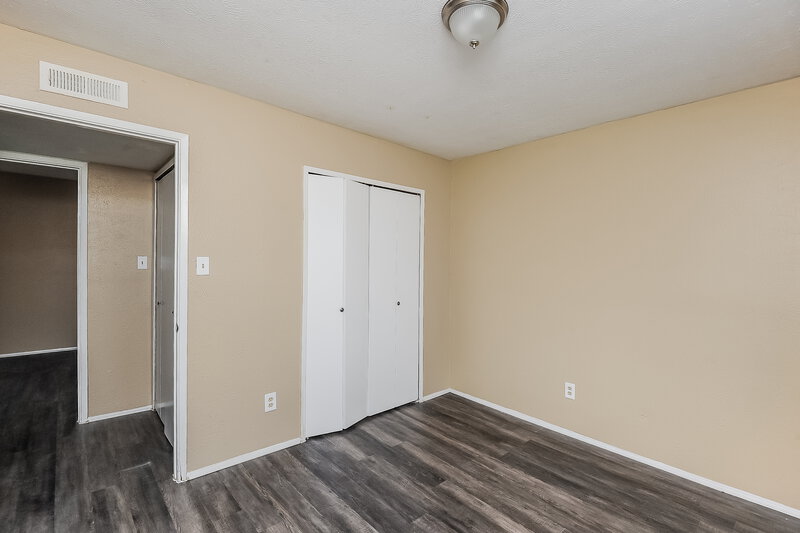 2,170/Mo, 7609 Xavier Dr Fort Worth, TX 76133 Bedroom View 3