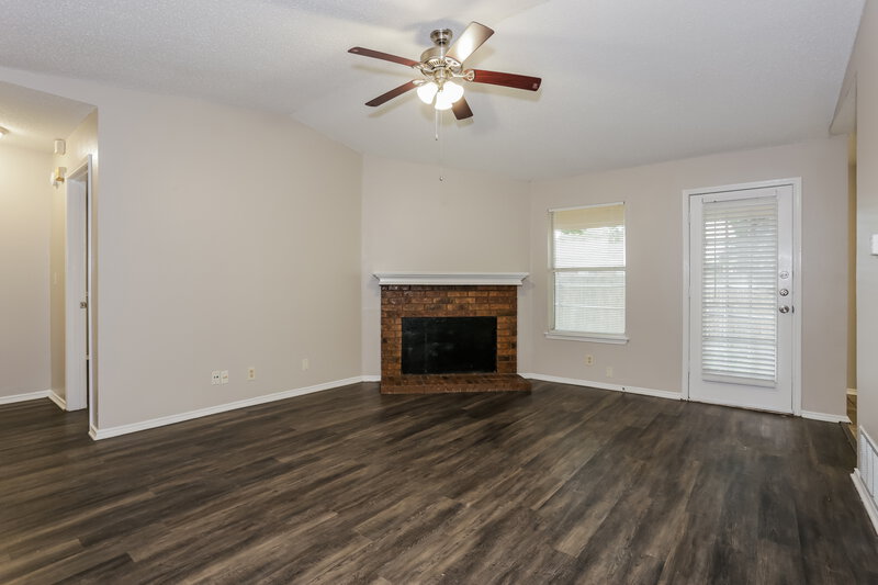 1,765/Mo, 8120 Camelot Rd Fort Worth, TX 76134 Misc View 3