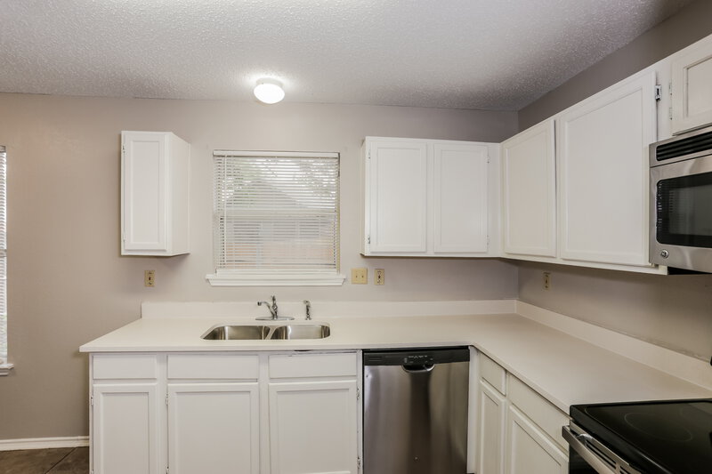 1,765/Mo, 8120 Camelot Rd Fort Worth, TX 76134 Misc View 7