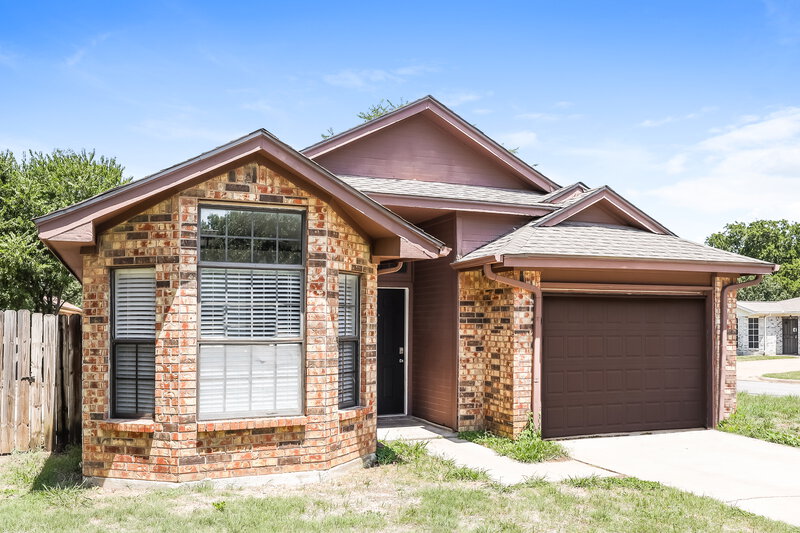 1,610/Mo, 1416 Horncastle St Fort Worth, TX 76134 Front View