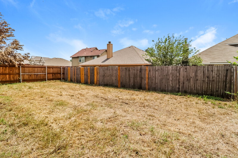 1,865/Mo, 2145 Shane Ave Fort Worth, TX 76134 Rear View 2