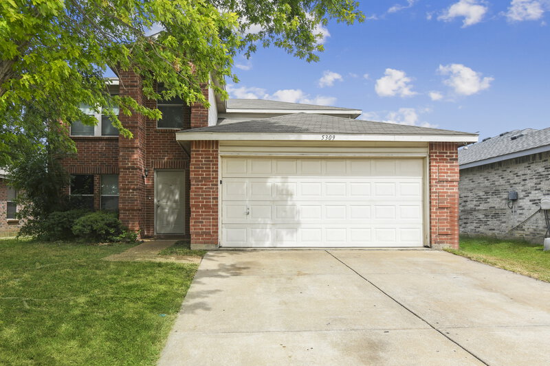 2,495/Mo, 5309 Prestwick Dr Fort Worth, TX 76135 External View