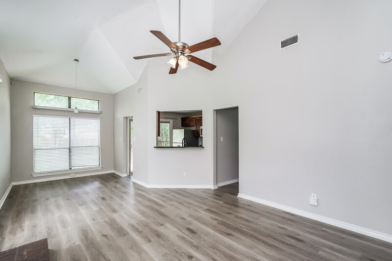 1,815/Mo, 6721 Rhea Ridge Dr Fort Worth, TX 76135 Living Room View 3