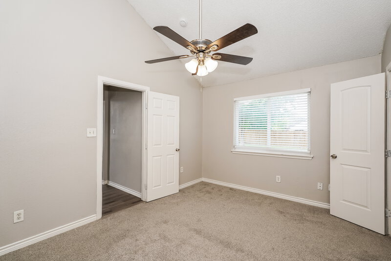 1,815/Mo, 6721 Rhea Ridge Dr Fort Worth, TX 76135 Main Bedroom View 2