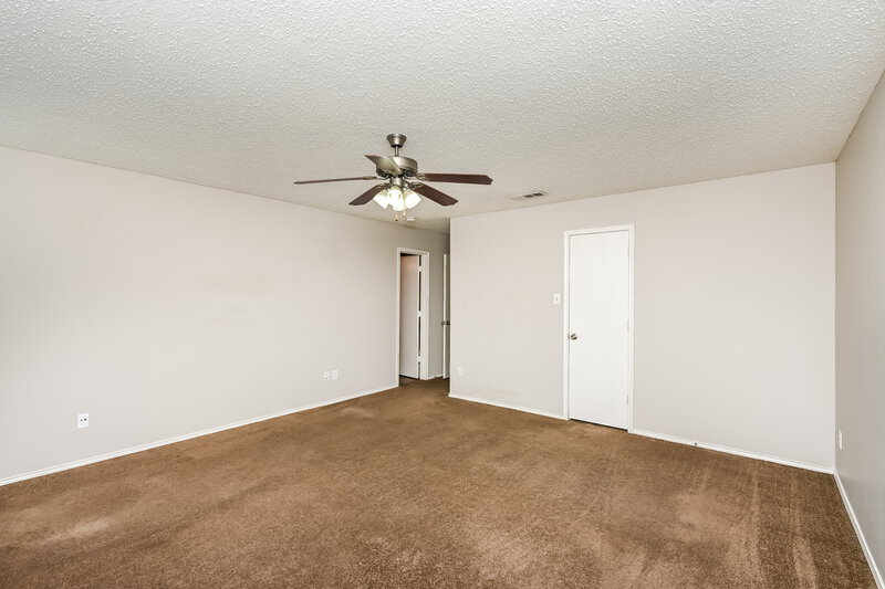 1,780/Mo, 5717 Glenshee Dr Fort Worth, TX 76135 Main Bedroom View 2