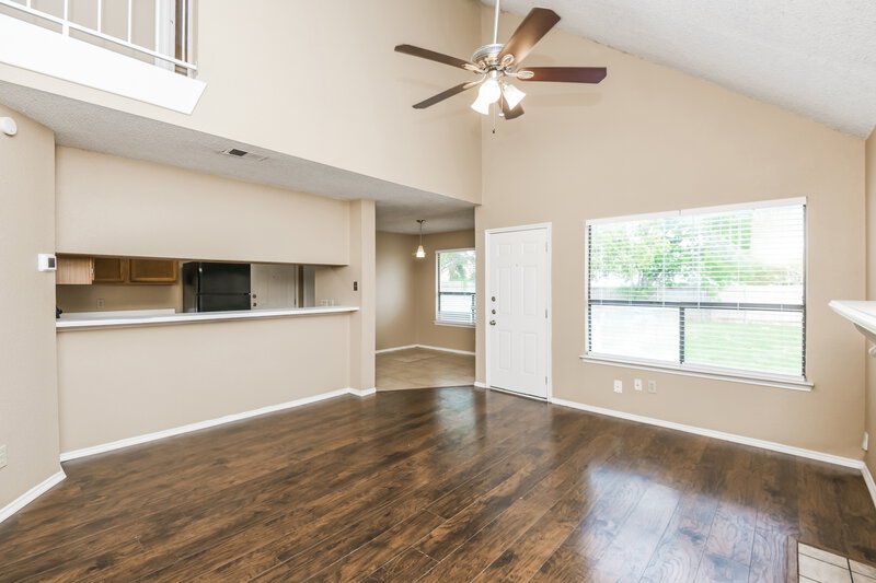 1,905/Mo, 7412 Blackthorn Dr Fort Worth, TX 76137 Living Room View 3