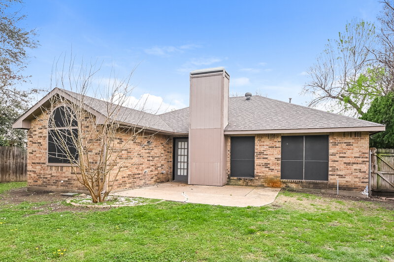 1,940/Mo, 4209 Vincent Terrace Haltom City, TX 76137 Rear View