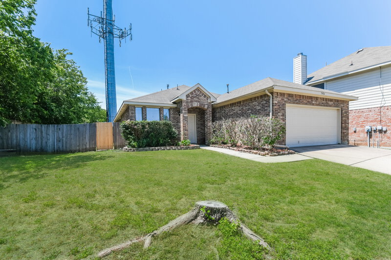 2,335/Mo, 5616 Desert Willow Ct Fort Worth, TX 76137 Front View