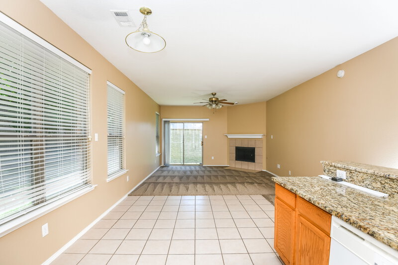 2,335/Mo, 5616 Desert Willow Ct Fort Worth, TX 76137 Dining Room View 3
