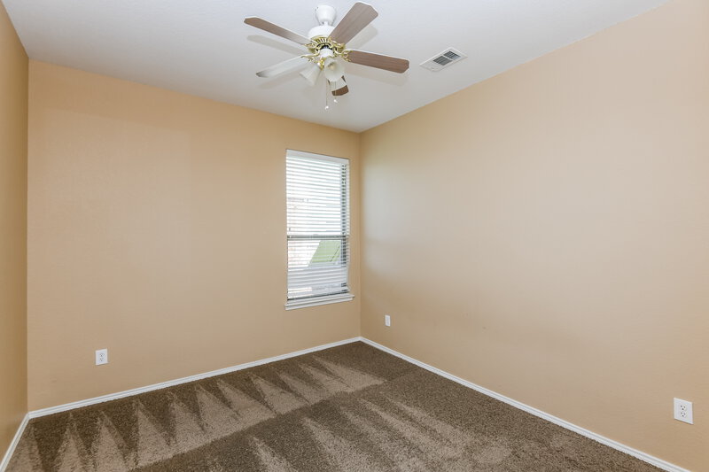 2,335/Mo, 5616 Desert Willow Ct Fort Worth, TX 76137 Bedroom View