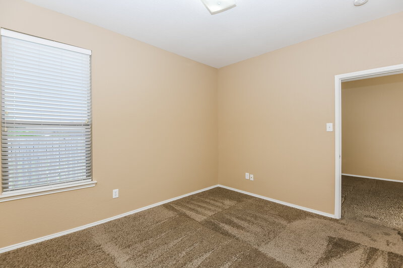2,335/Mo, 5616 Desert Willow Ct Fort Worth, TX 76137 Bedroom View 5