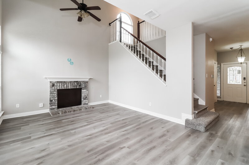 2,355/Mo, 4753 Bracken Dr Fort Worth, TX 76137 Living Room View
