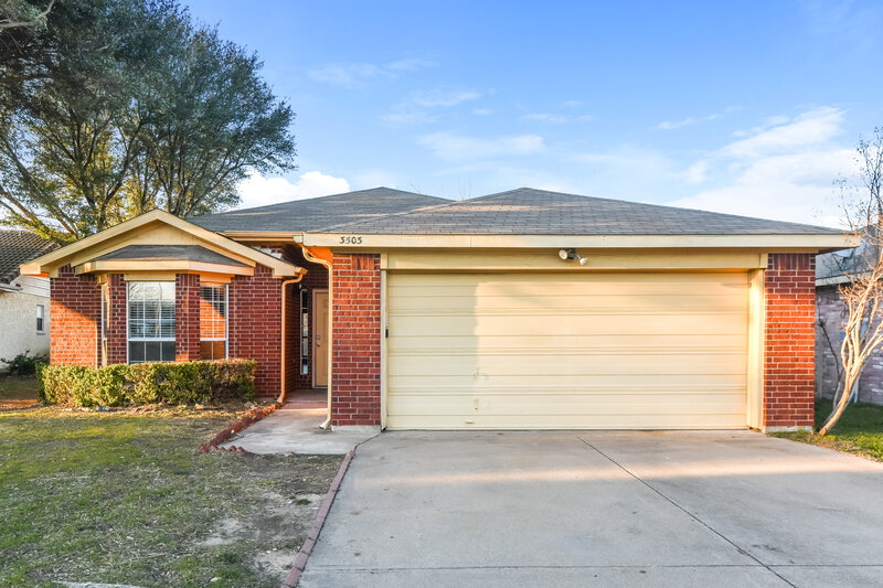 1,875/Mo, 3503 Nantucket Dr Forest Hill, TX 76140 External View