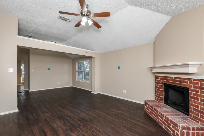 1,875/Mo, 3503 Nantucket Dr Forest Hill, TX 76140 Living Room View 2
